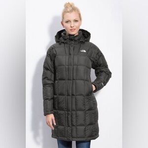 The North Face 600  Quilted Metropolis Parka puffer Coat
